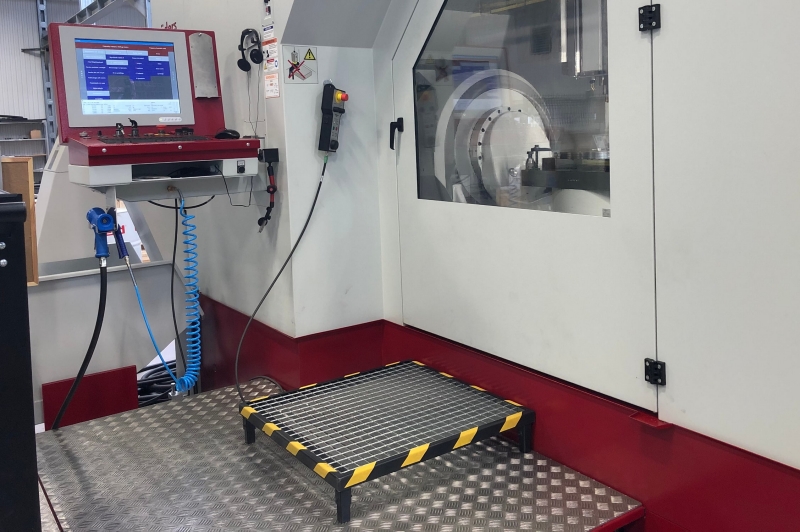 platforms for machine tools